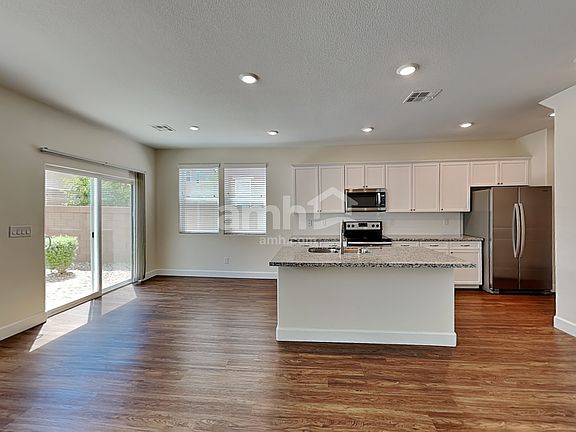 5th image of 9260 S Park St