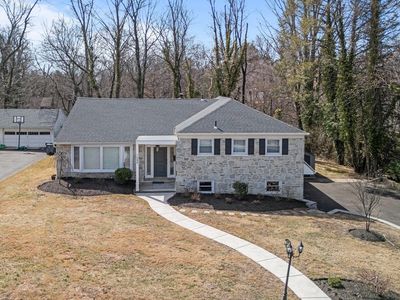 1088 Sparrow Rd, Jenkintown, PA, 19046