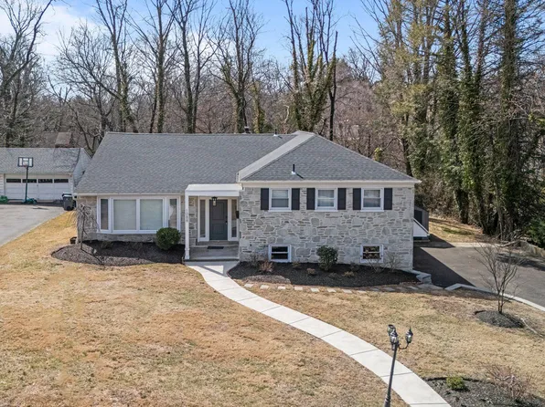 1088 Sparrow Rd, Jenkintown, PA 19046