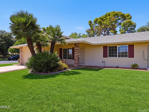 3rd image of 9822 W SANDSTONE Drive