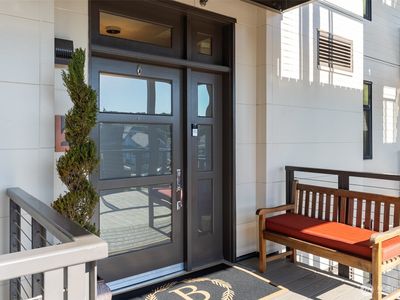 5204 N Bennett Street #306, Ruston, WA, 98407