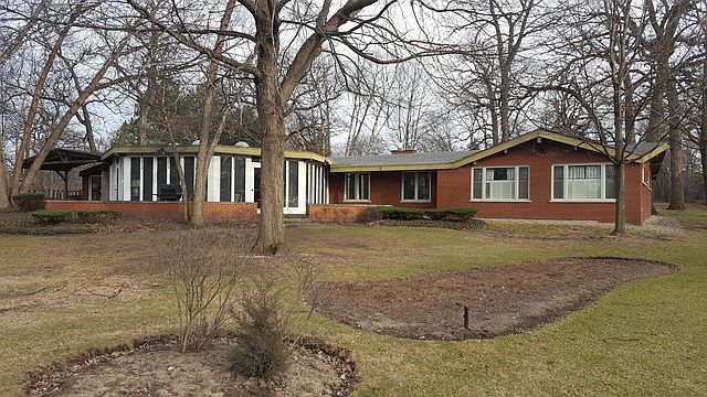 1st image of 312 Longacres Ln