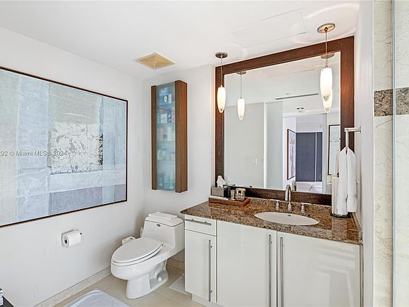 5th image of 1000 S Pointe Dr APT 2901