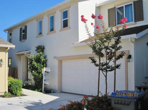 1137 Strawberry Ln, Suisun City, CA 94585
