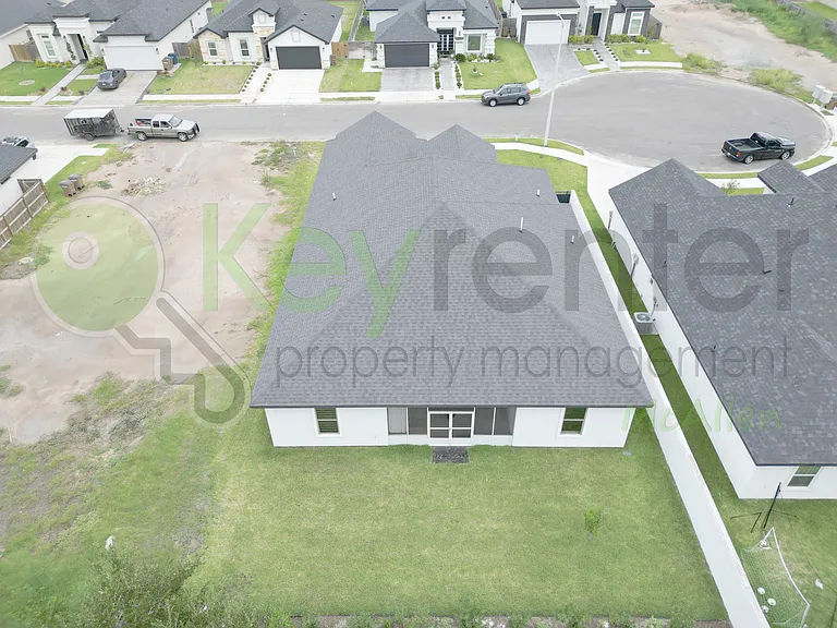 3412 Inez St — Photo 43