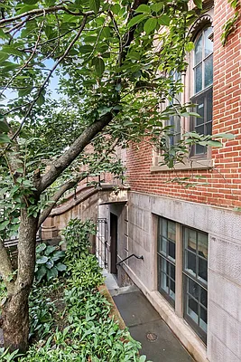 Sold by Corcoran | media 27