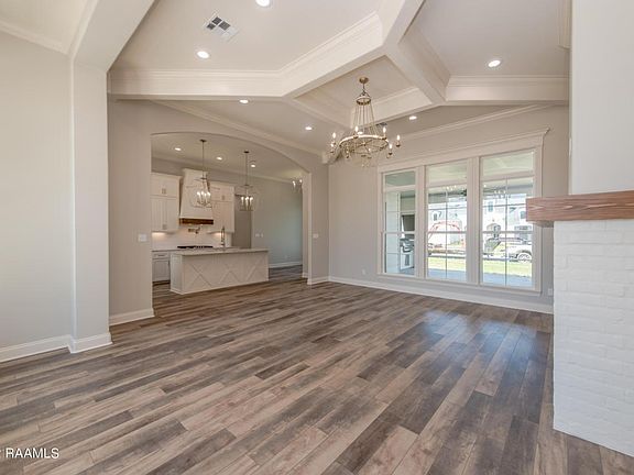 3rd image of 209 Ivory Palm Ct