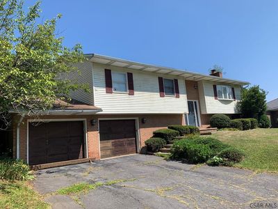 2123 Woodcrest Dr, Johnstown, PA, 15905