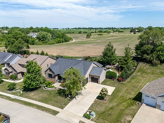 2nd image of 6234 Whispering Hill Ct