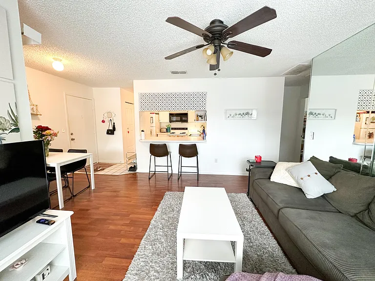 606 S Albany Ave #3 — Photo 11
