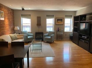 156 Prince St APT 14, Boston, MA 02113