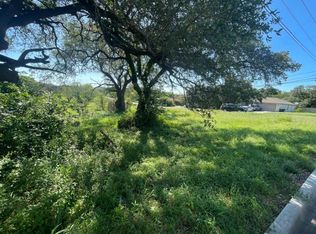 700 S Rhomberg St, Burnet, TX 78611