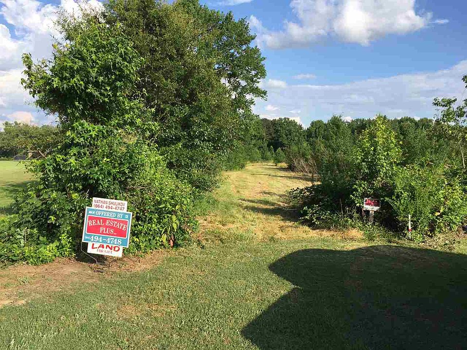 2nd image of 2920 Bishop Rd