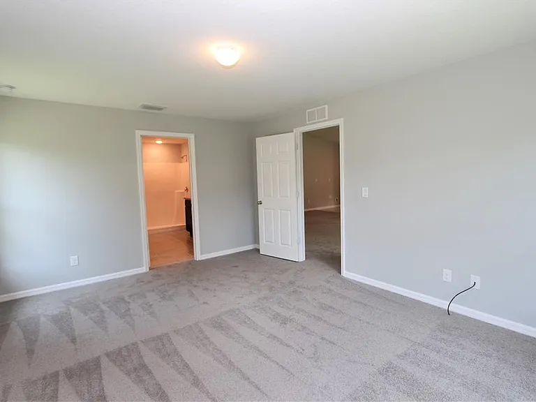 154 Australian Dr — Photo 15