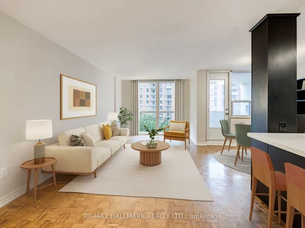 40 Homewood Ave #1715, Toronto, ON M4Y 2K2