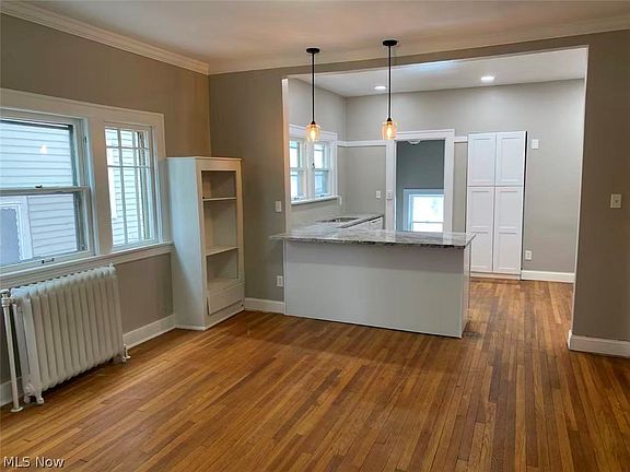 2nd image of 2580-2582 Colchester Rd