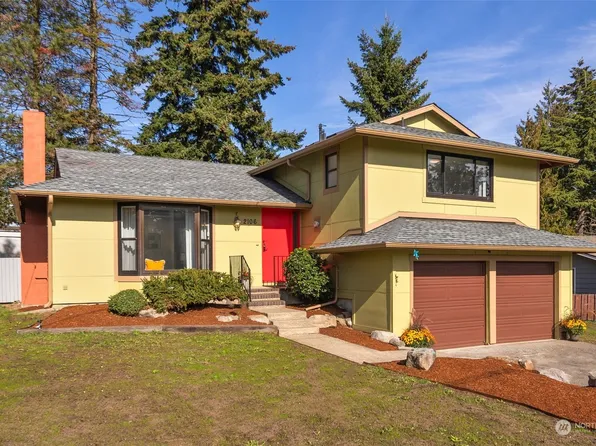 2106 S 229th Street, Des Moines, WA 98198