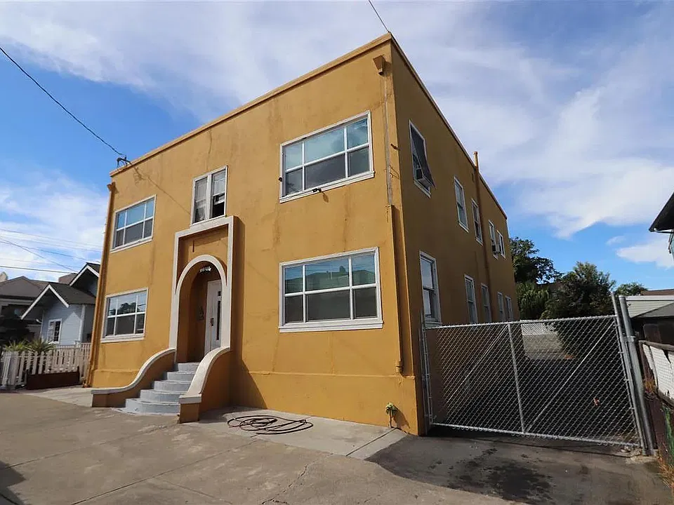 610 G St #2