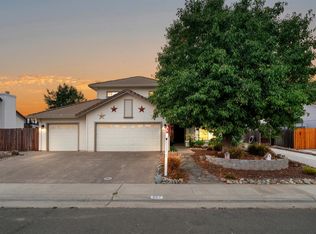 352 Emerald Oak Dr, Galt, CA 95632