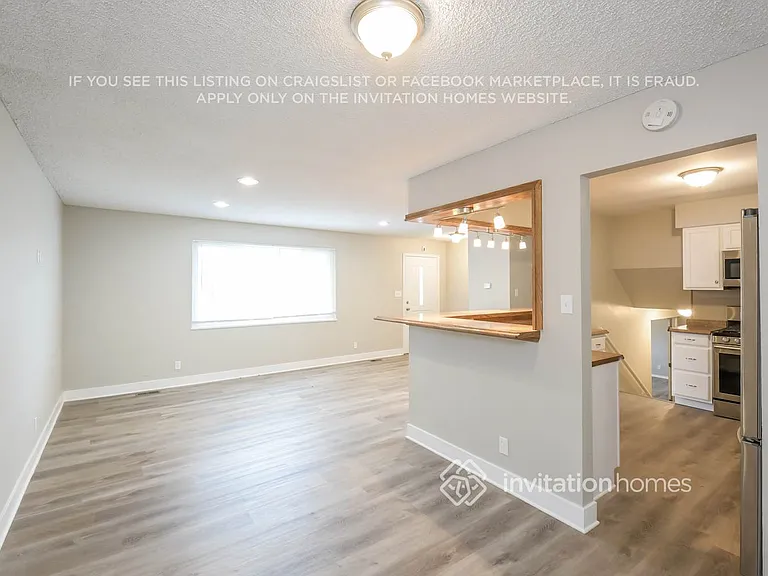 13030 E 47th Avenue Cir — Photo 5