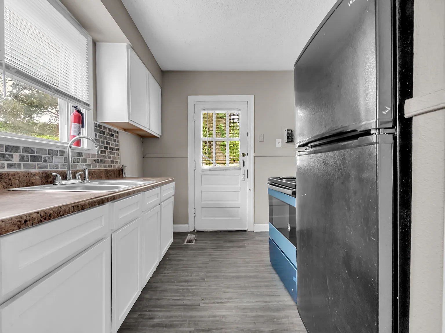 3 bed, 1267 sqft, $1,375 — Photo 4