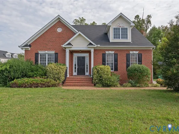 810 Hillcrest Farms Dr, Richmond, VA 23223