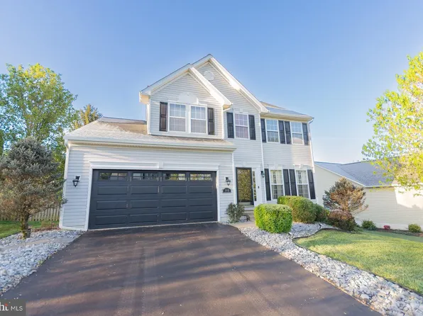 103 La Costa Blvd, Martinsburg, WV 25405