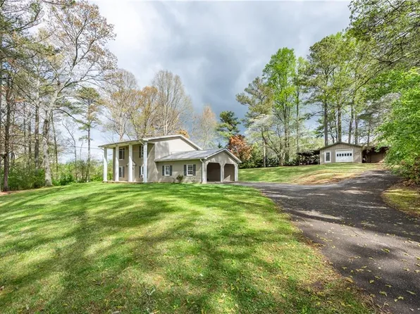 52 Paradise Ln, Jasper, GA 30143
