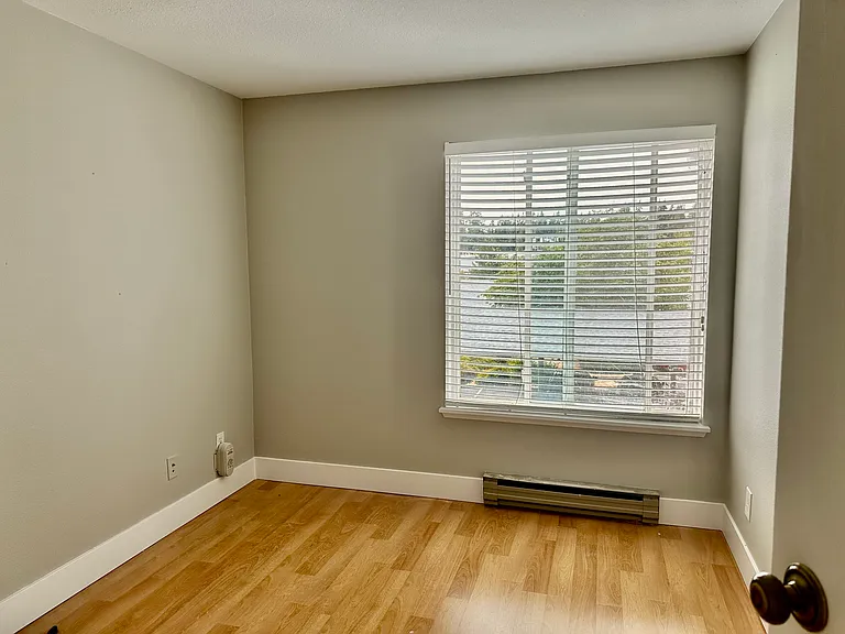 14330 126th Ave NE #B305 — Photo 7