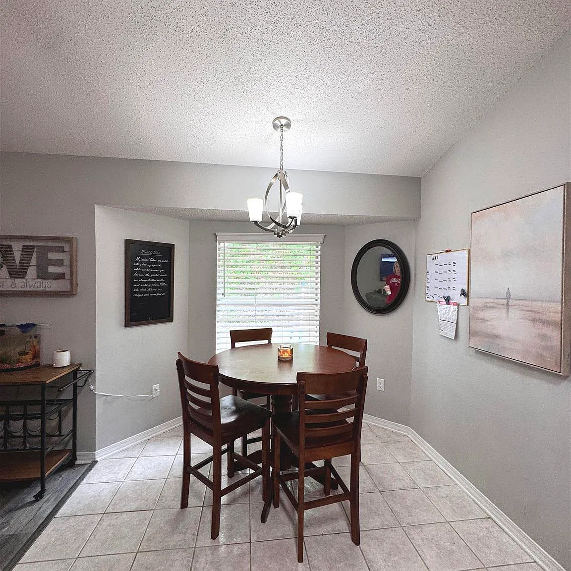 3 bed, 1650 sqft, $2,095 — Photo 3