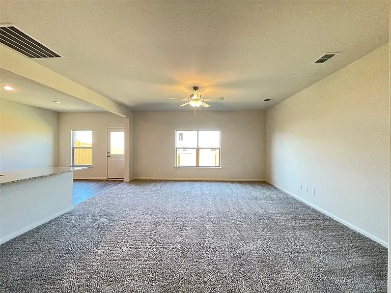 623 Aqueduct Dr — Photo 17