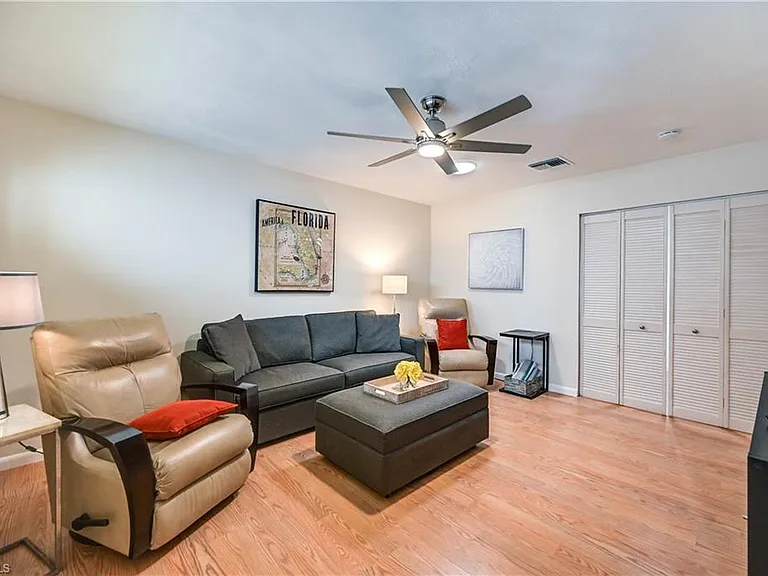 878 Meadowland Dr #4 — Photo 10