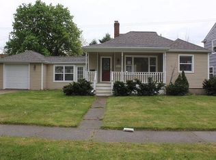 2212 Mountain Ave, Flint, MI 48503