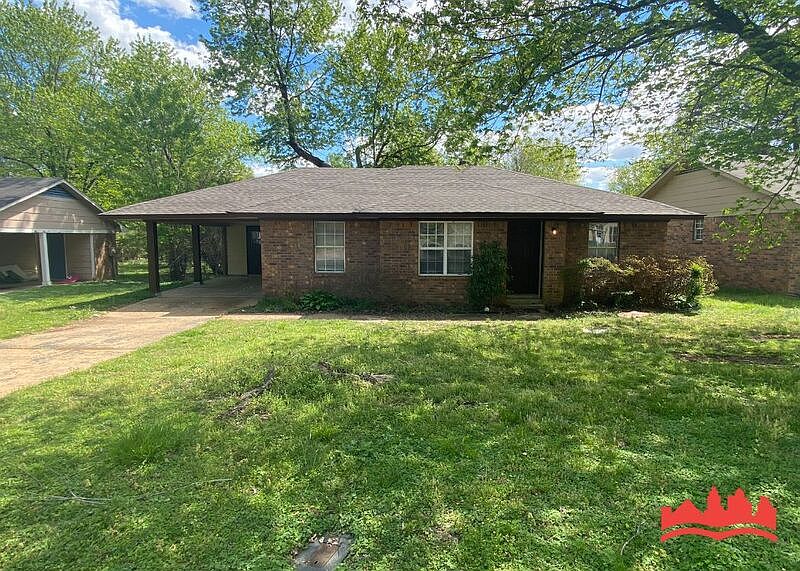 1st image of 3645 Carroll Dr