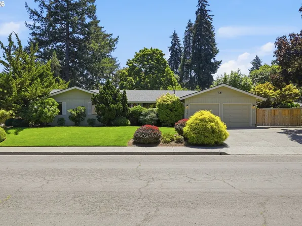 1761 Russet Dr, Eugene, OR 97401