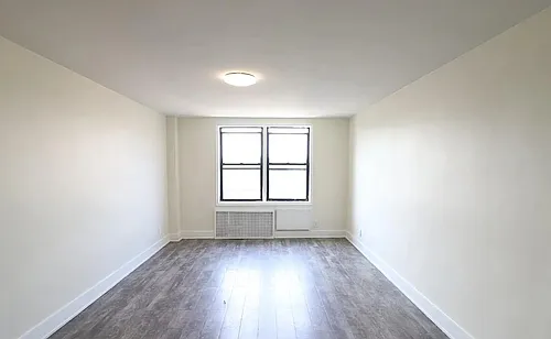 41-40 Denman St #1R Photo 1