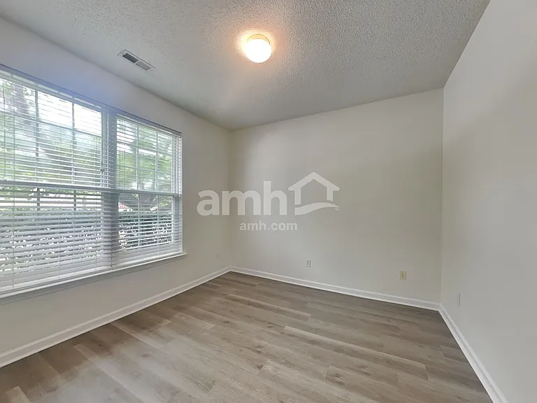 28 Smokehouse Dr — Photo 15