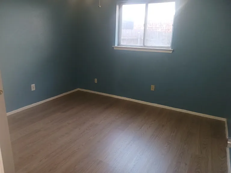 350 Forrest Hill Ln — Photo 3