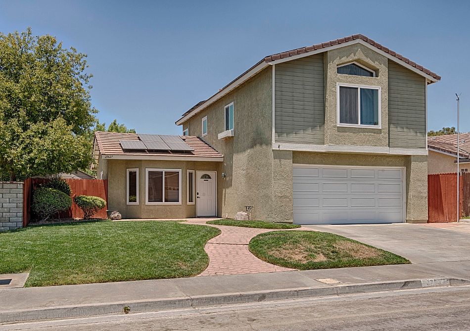 1st image of 27627 Buckskin Dr