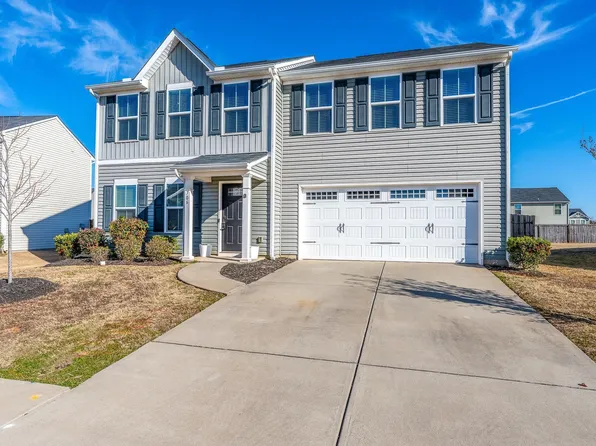 706 Braeswood St, Greenville, SC 29617