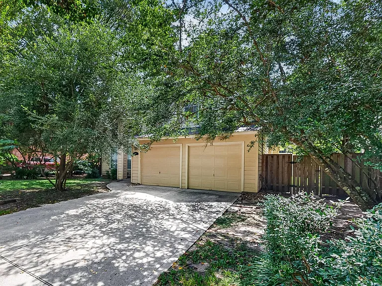 150 Wisteria Walk Cir — Photo 3