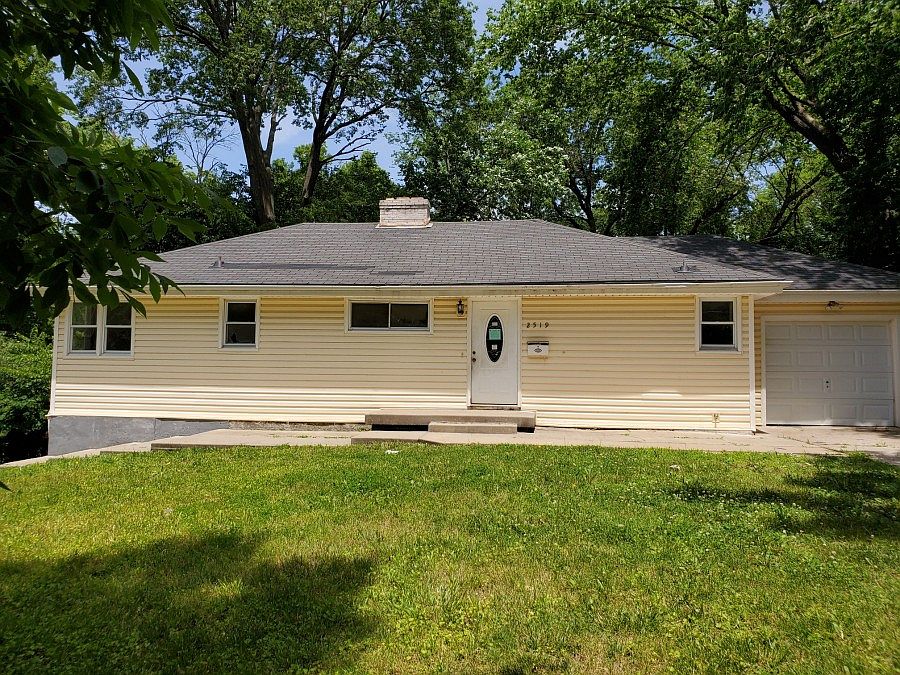 1st image of 2519 N 47th Ter