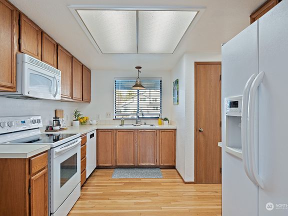 2nd image of 2810 Firwood Lane #208