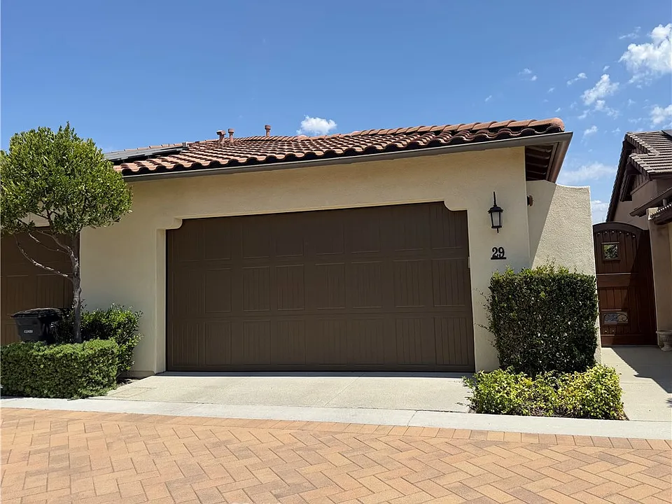 29 Galan St
