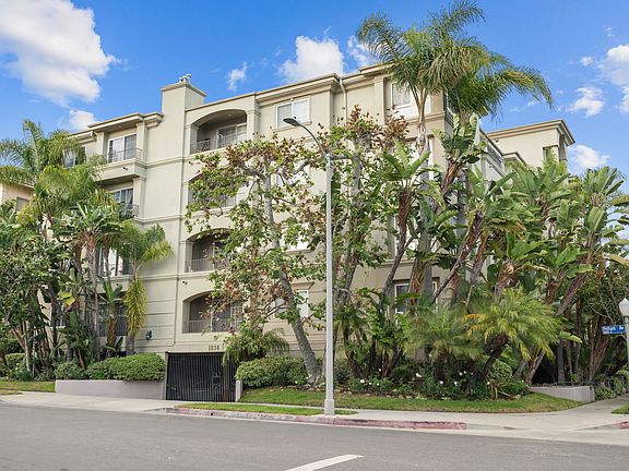 2nd image of 1830 Pelham Ave APT 301