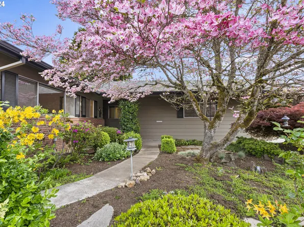 16685 SW Royalty Pkwy, King City, OR 97224