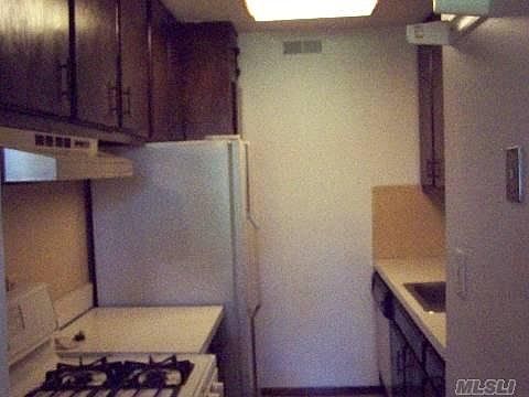 3rd image of 288 Artist Lake Dr