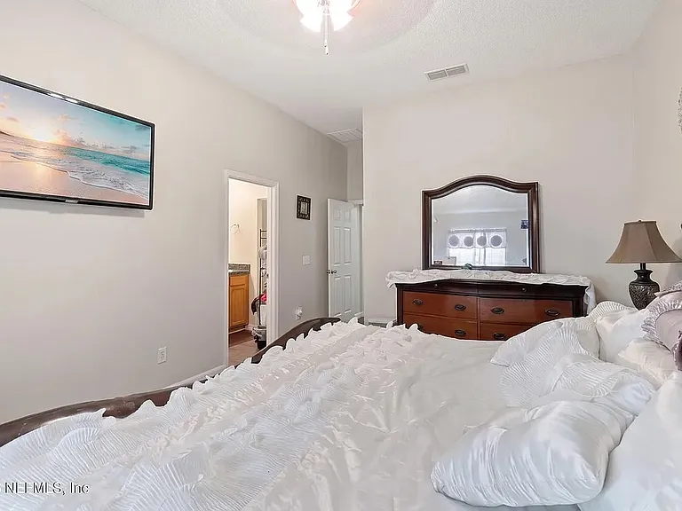 9155 Mill Grove Dr — Photo 8