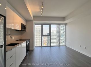 357 King St W #3801, Toronto, ON M5V 1K1