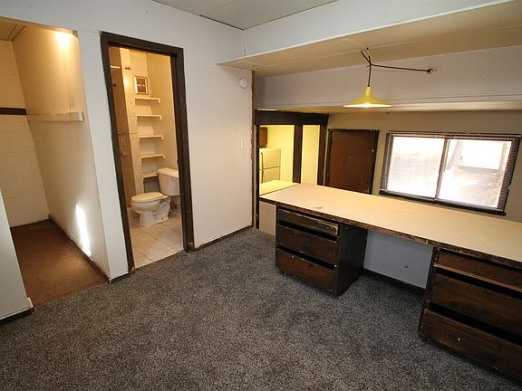 3rd image of 877 N 26th St APT 22